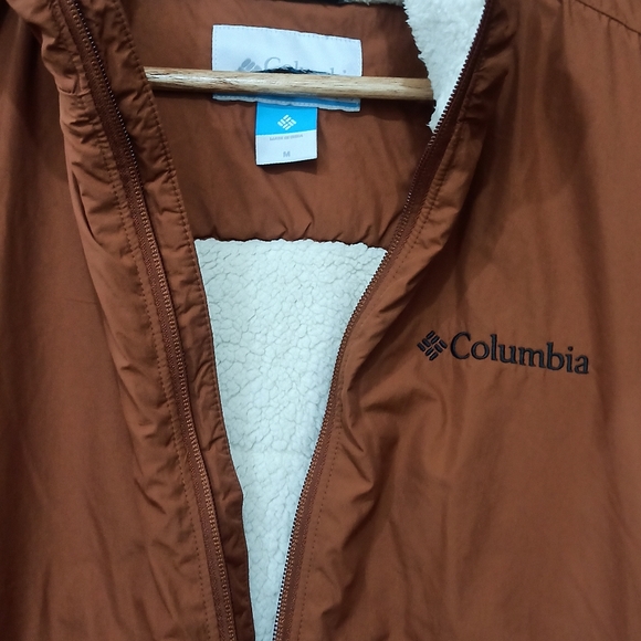 Columbia - Picture 4 of 8